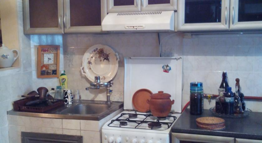 Gulos guest house