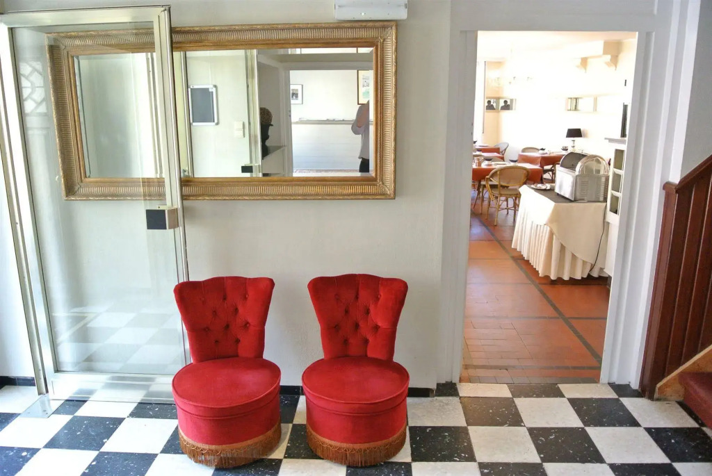Aquilon Boutique Hotel