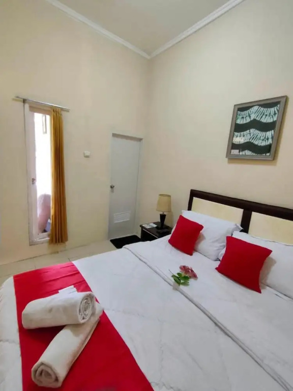 Comfortable Room With Ac and Wifi for 2 People