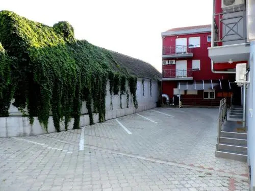 Zmajevo Gnezdo