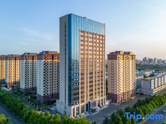 HomeInn Business Hotel (Weifang Yixin Street North of High-speed Railway Station)