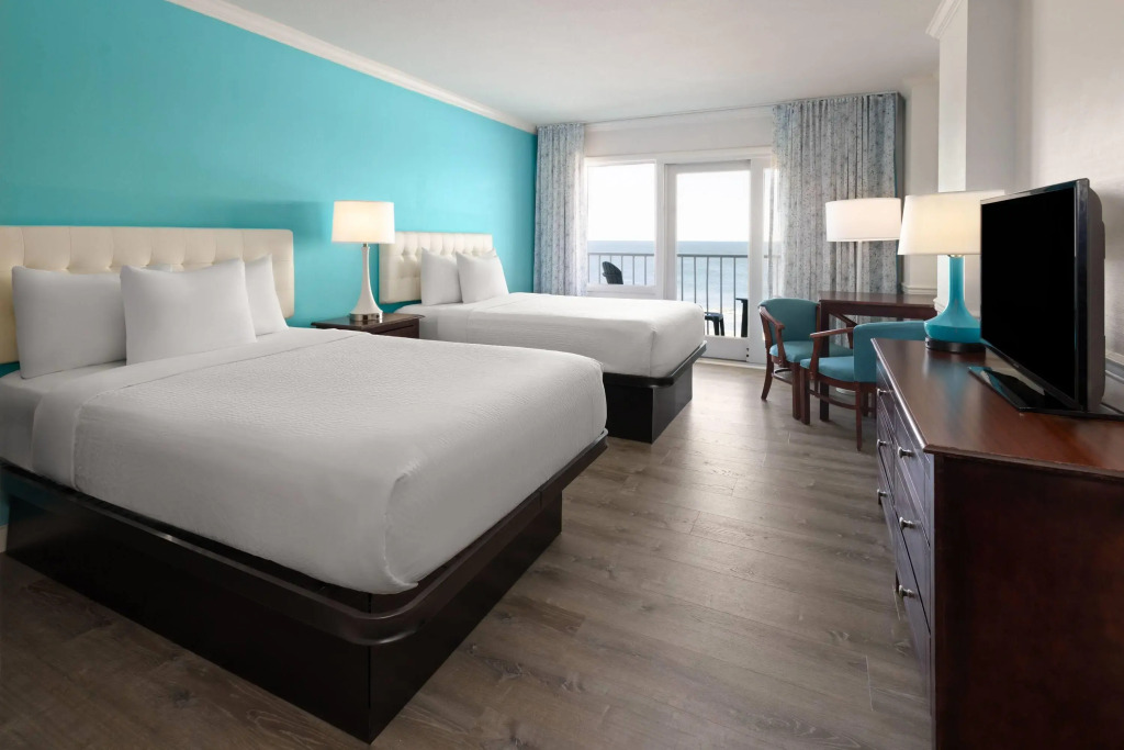 Howard Johnson Plaza by Wyndham Ocean City Oceanfront