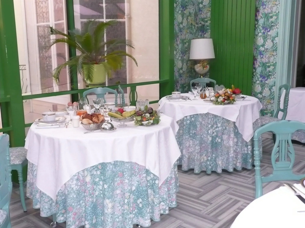 Grand Hotel Des Templiers, Pool & Sauna