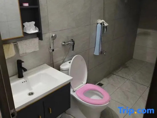 Dizi Business Hotel