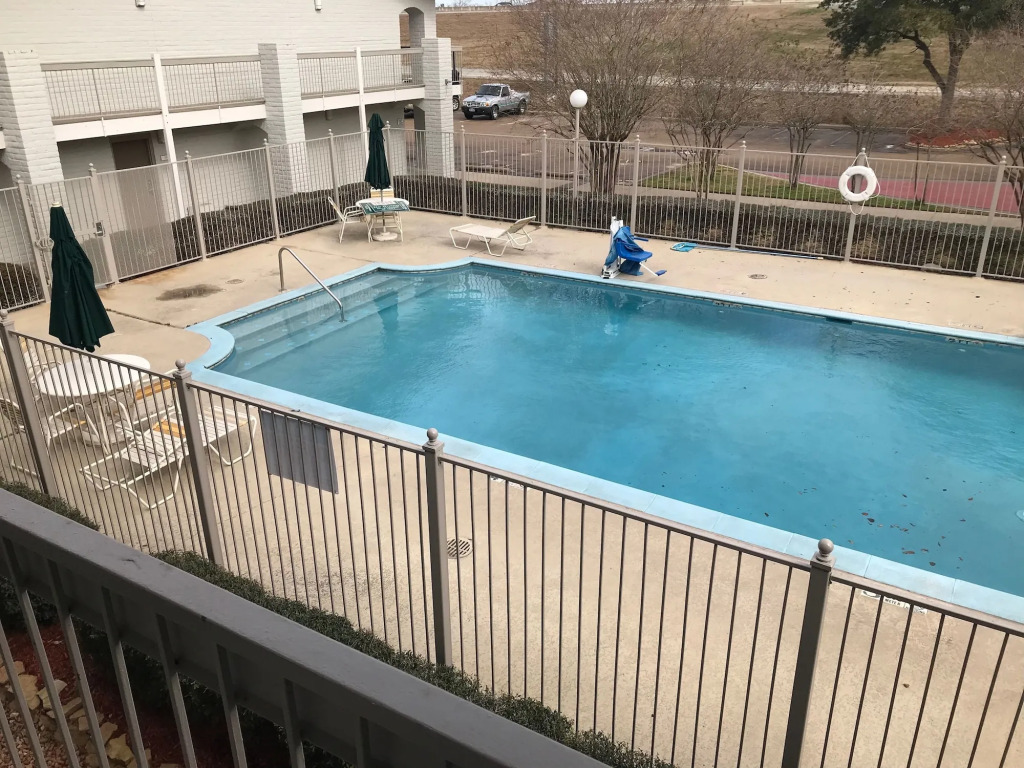 Sulphur Extended Stay