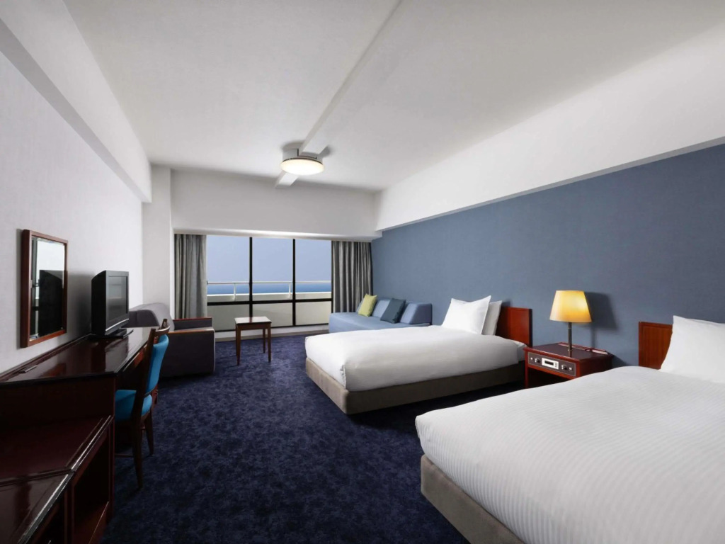 Mercure Kochi Tosa Resort & Spa