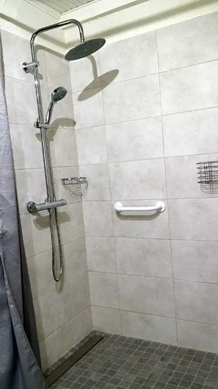 Mas Grimaud - Gîte- Studio et chambres dhôtes familiales
