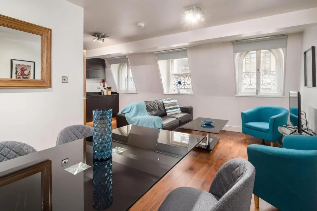 Apartment 4, 48 Bishopsgate by City Living London