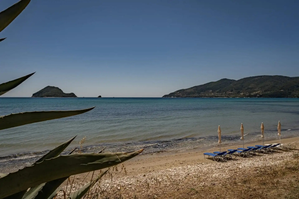 Rivazzurra Beachfront Luxury Villa