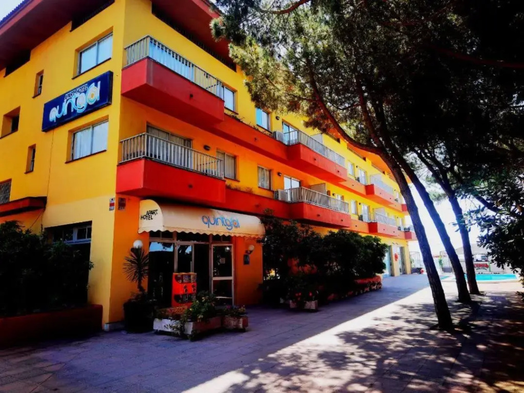 Apartamentos Quintasol