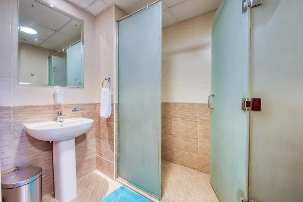 RH- Lagoon Apartments in Ras Al Khaimah, Sunny 3BR near public beach