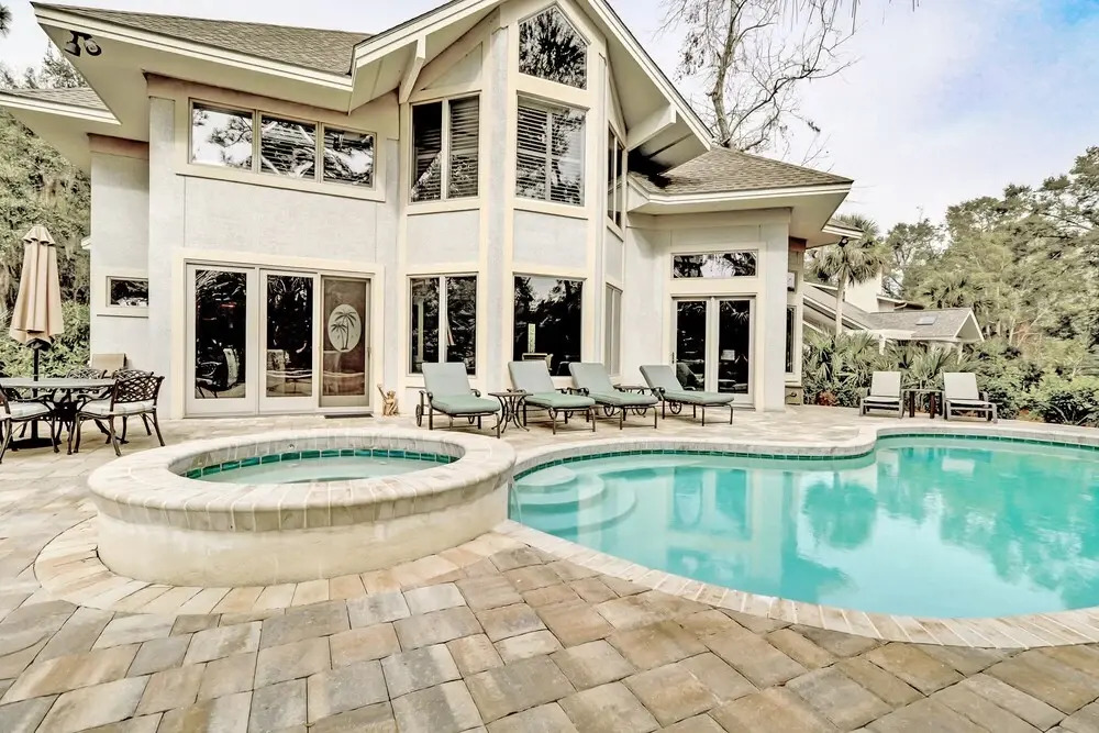 37 Moorings Villa