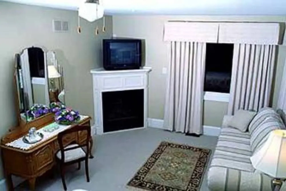 Bluecrest Bed and Breakfast