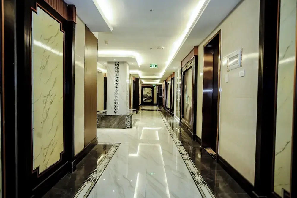 Underskies Spa and Hotel