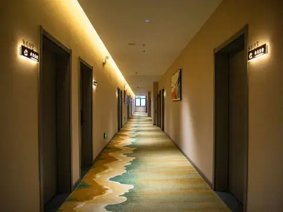 Huazhuo Hotel