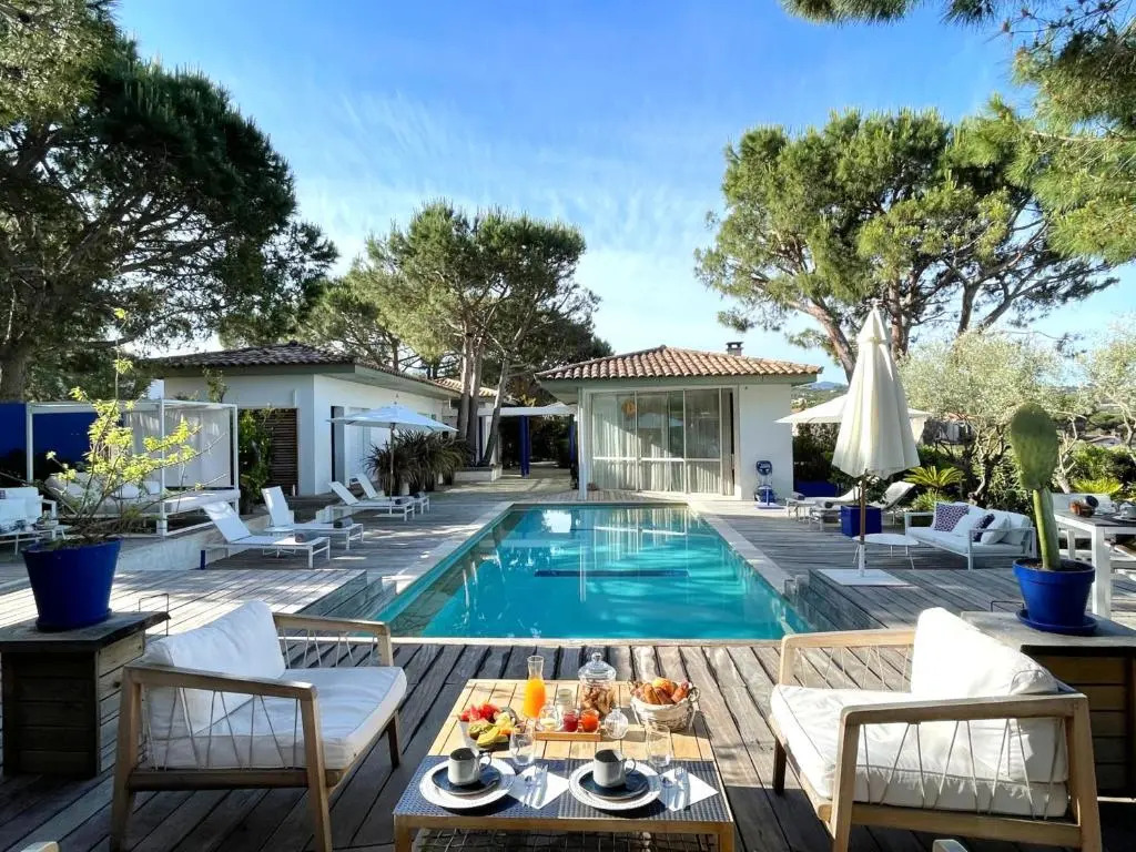 Les Suites dAgosta