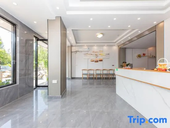 Haluoqing·Mountain View Luxury Vacation Homestay (Yangshuo Qiangu Qing Store)