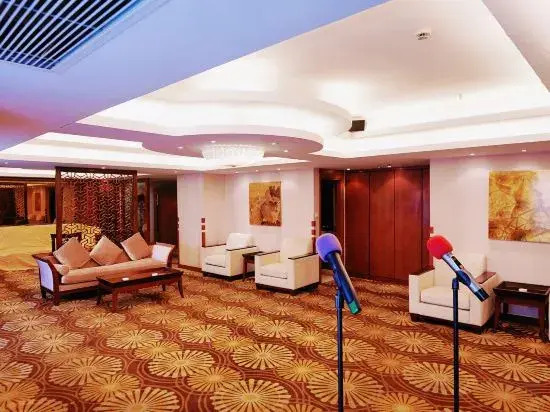 Chengmao Intoxication Hot Spring Hotel
