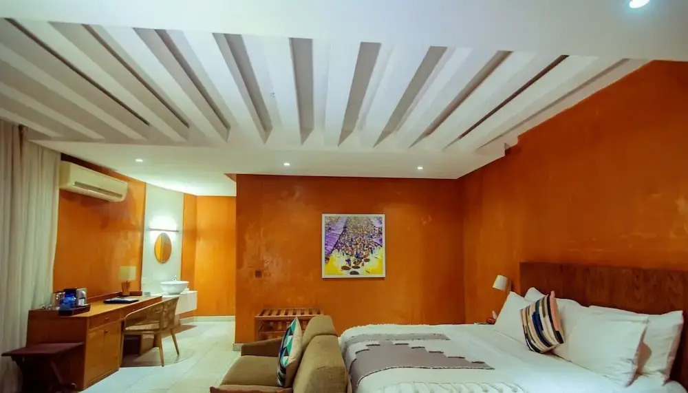 Trois Ore Residences & Green Earth Bistro