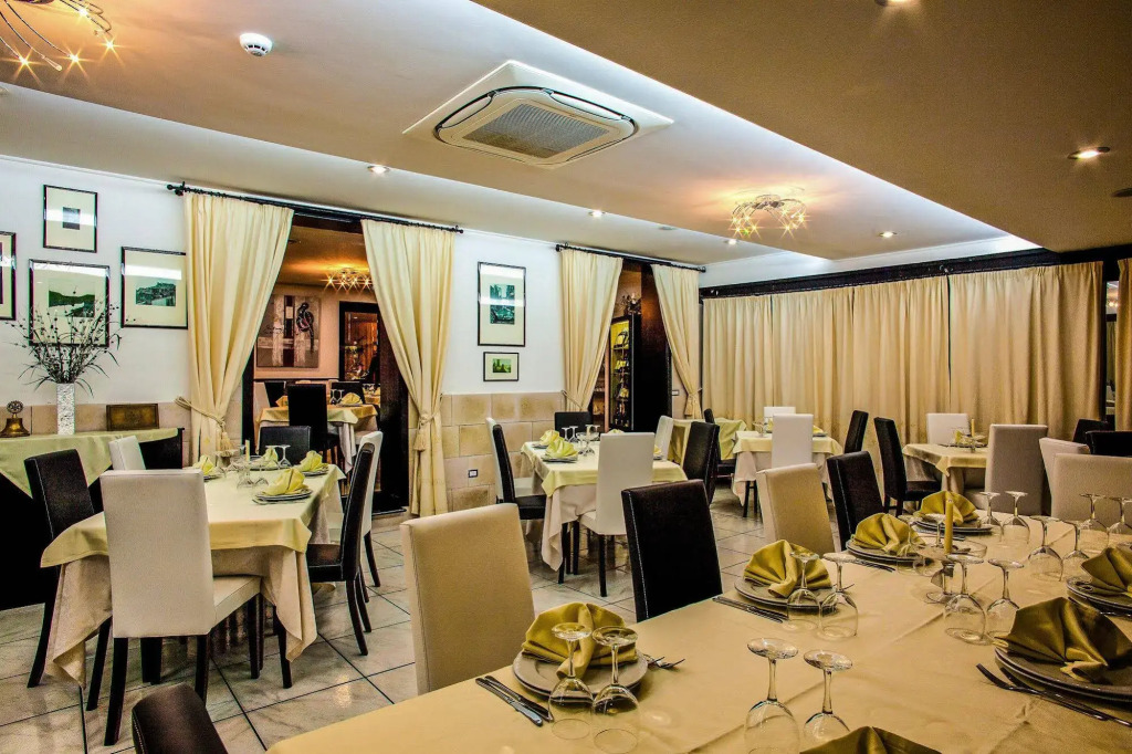 Mannu Hotel