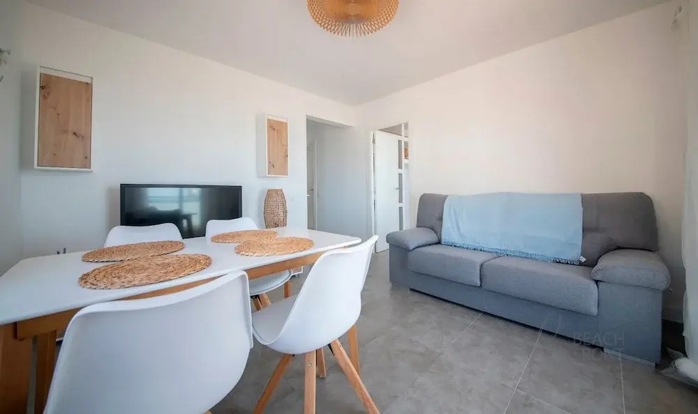 R154 - Apartamento Frente AL MAR EN Coma-ruga 3