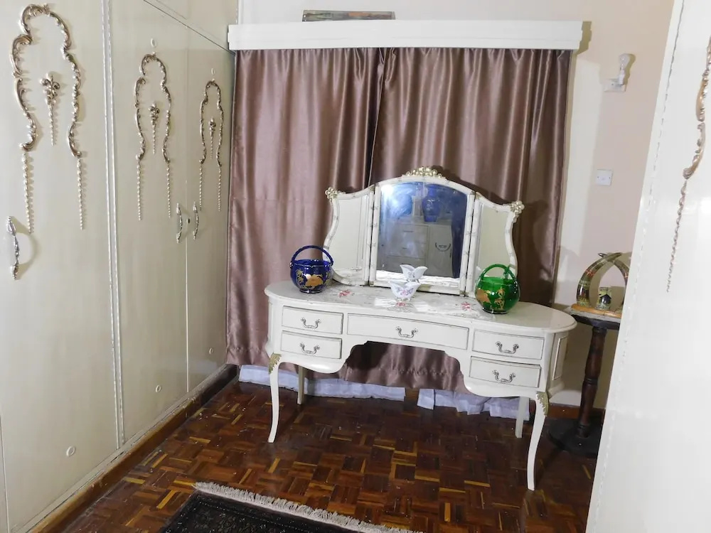 Regal Suites - Kenya