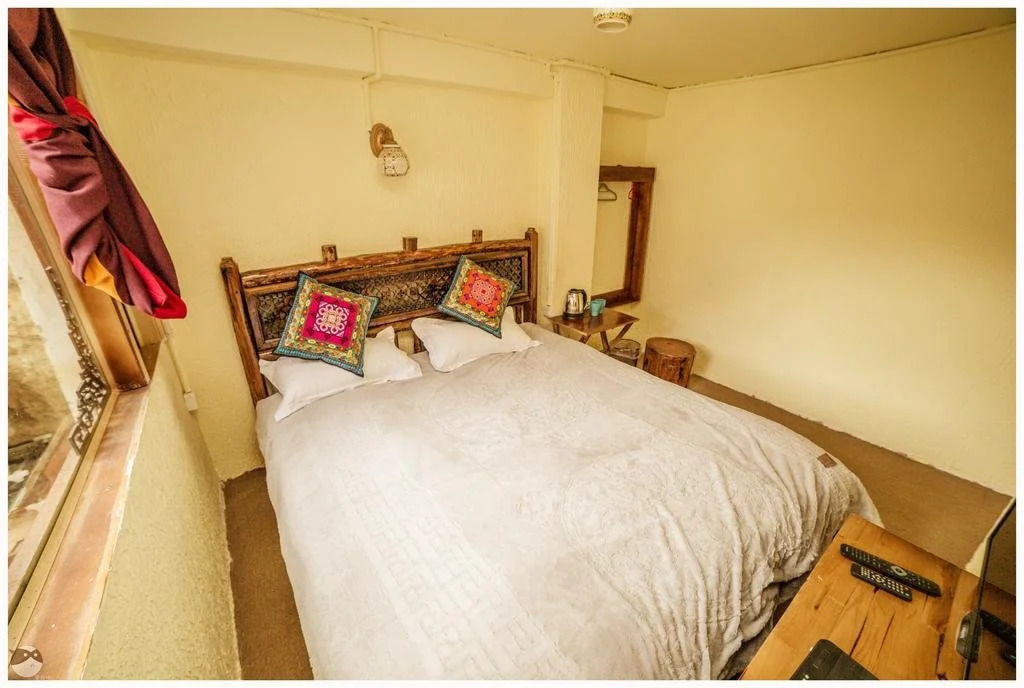 Yis Hostel