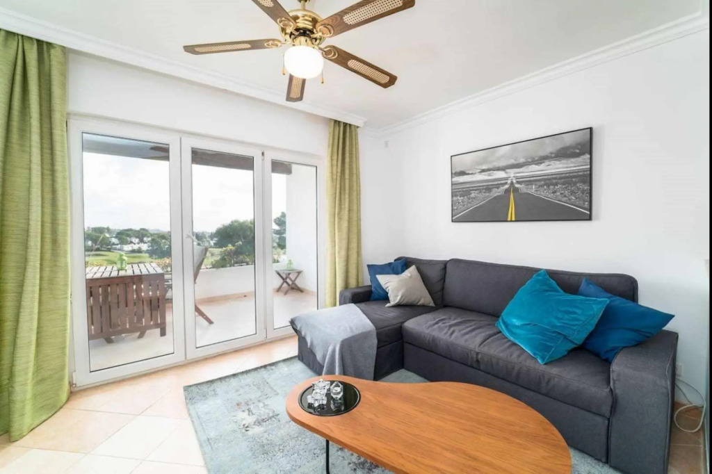 Azahara 1 3A Casa Concha great location and nice view located in the popular Aloha