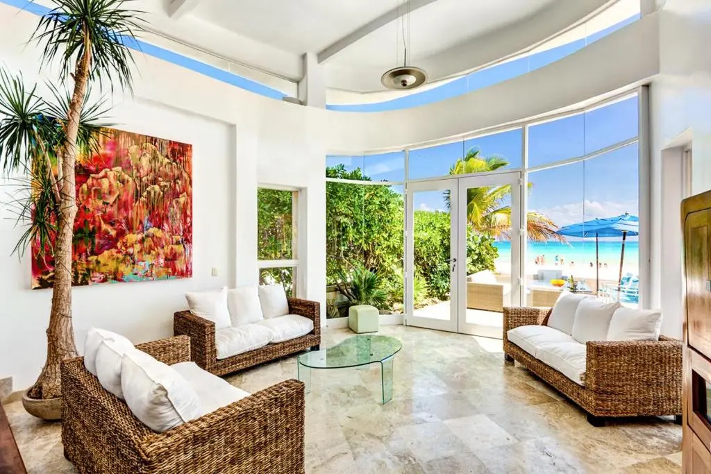 Playacar Villa Sleeps 8 with Pool and Air Con