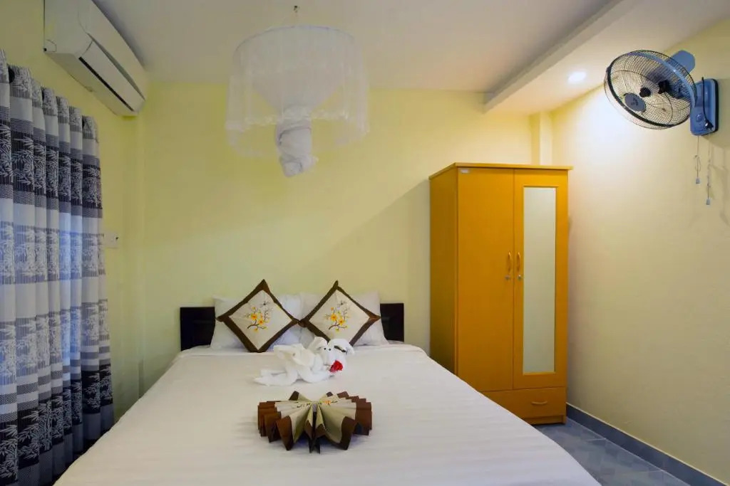Plum Tree Homestay