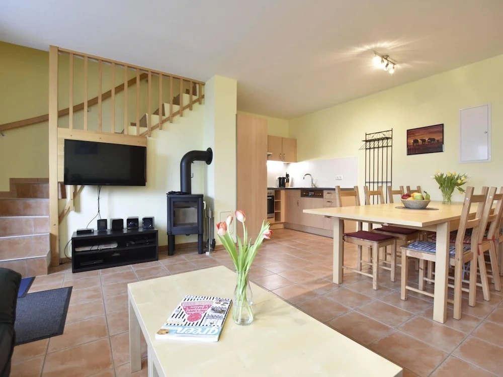 Idyllisches Ferienhaus mit überdachter Terrasse