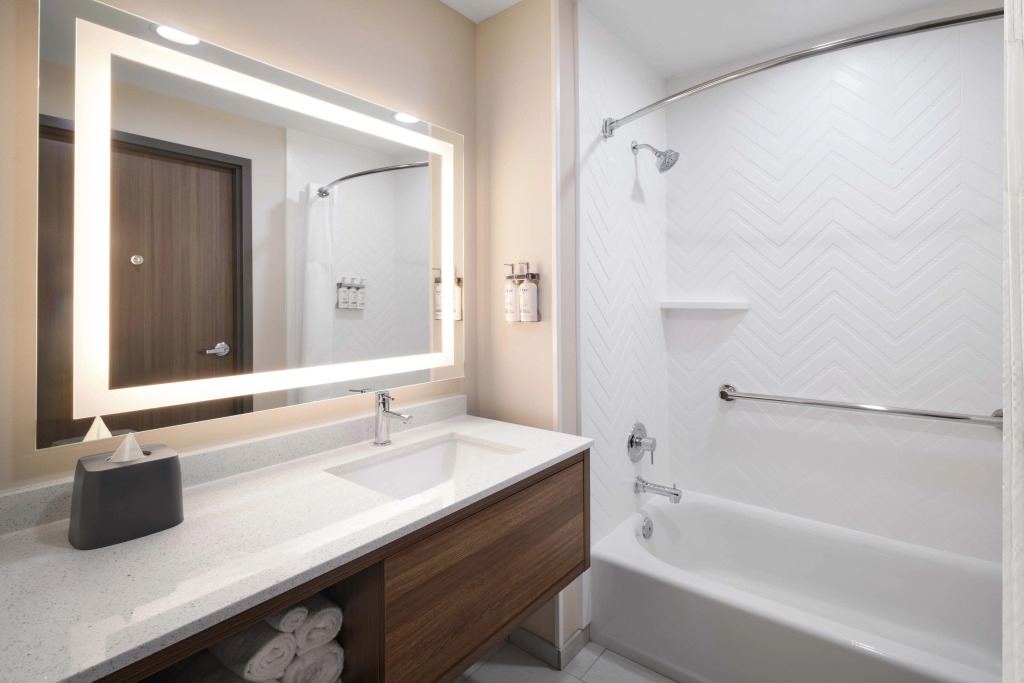 Holiday Inn Montgomery Airport South by IHG