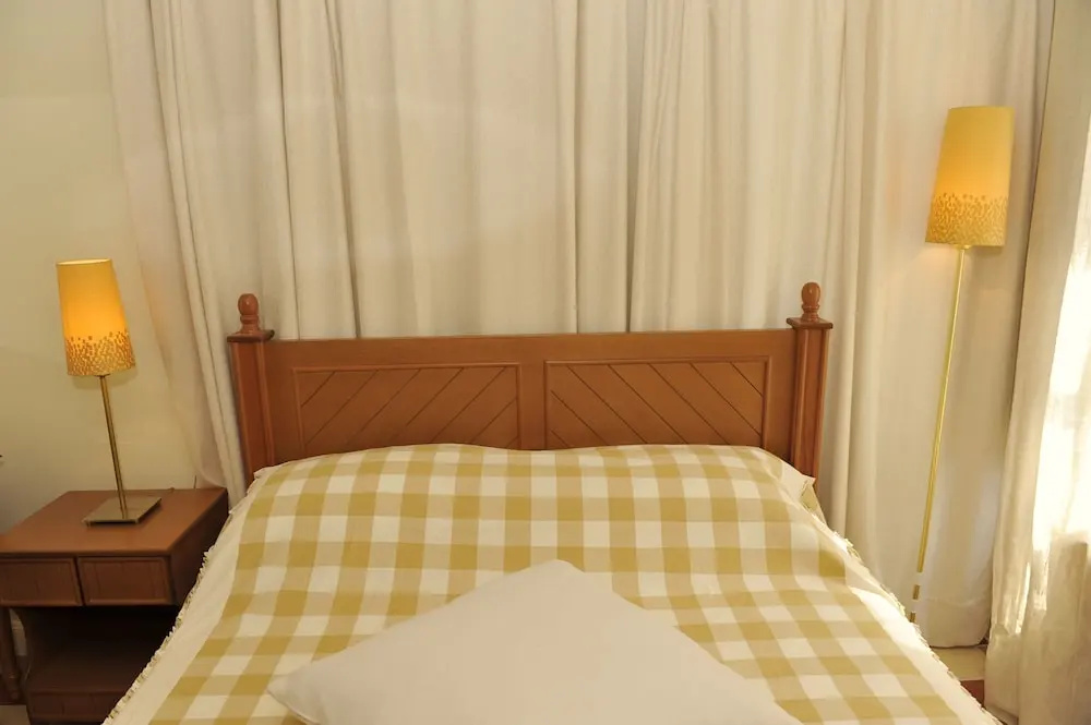 Gaia Traditional Rooms