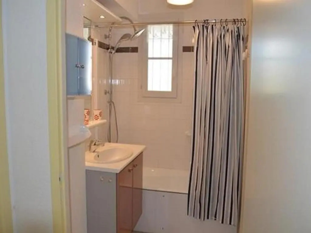 Appartement Saint-Gilles-Croix-de-Vie, 2 pièces, 3 personnes - FR-1-324-454