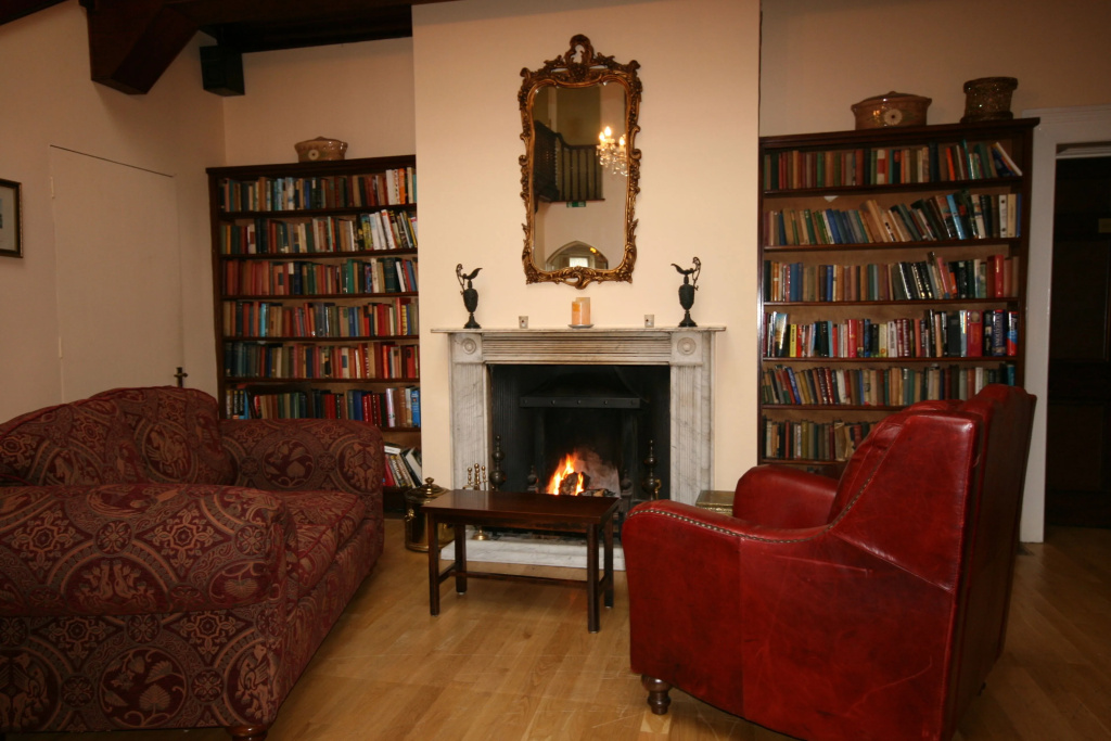 Tyrrells Ford Hotel