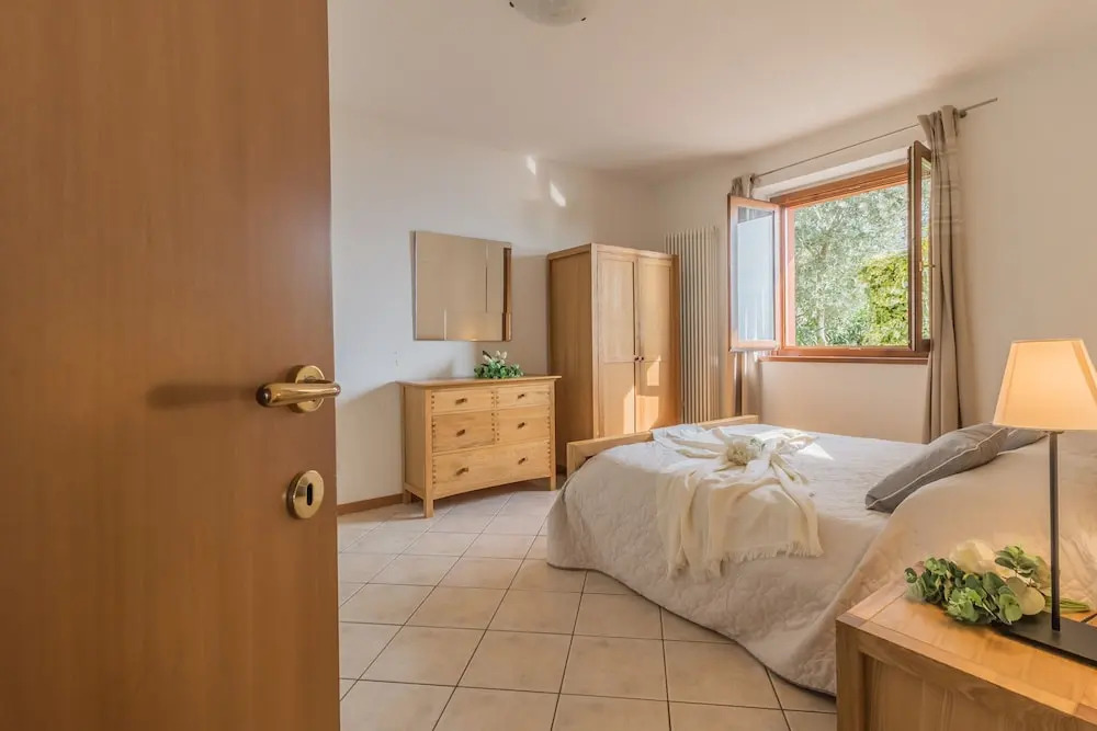 Golden View Apartment