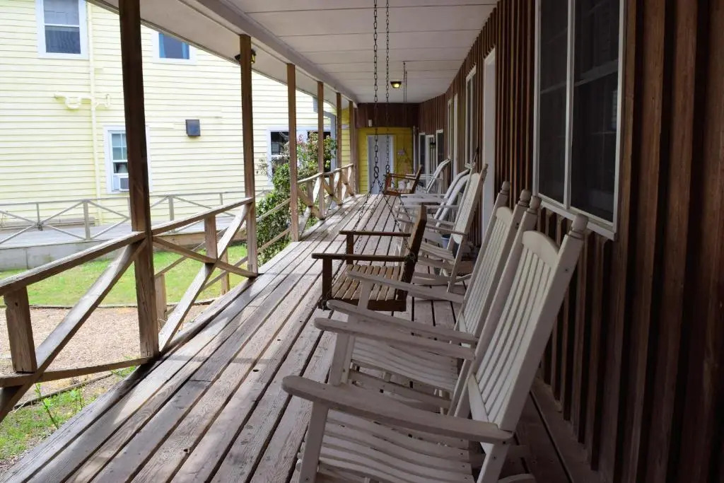 Blackbeards Lodge