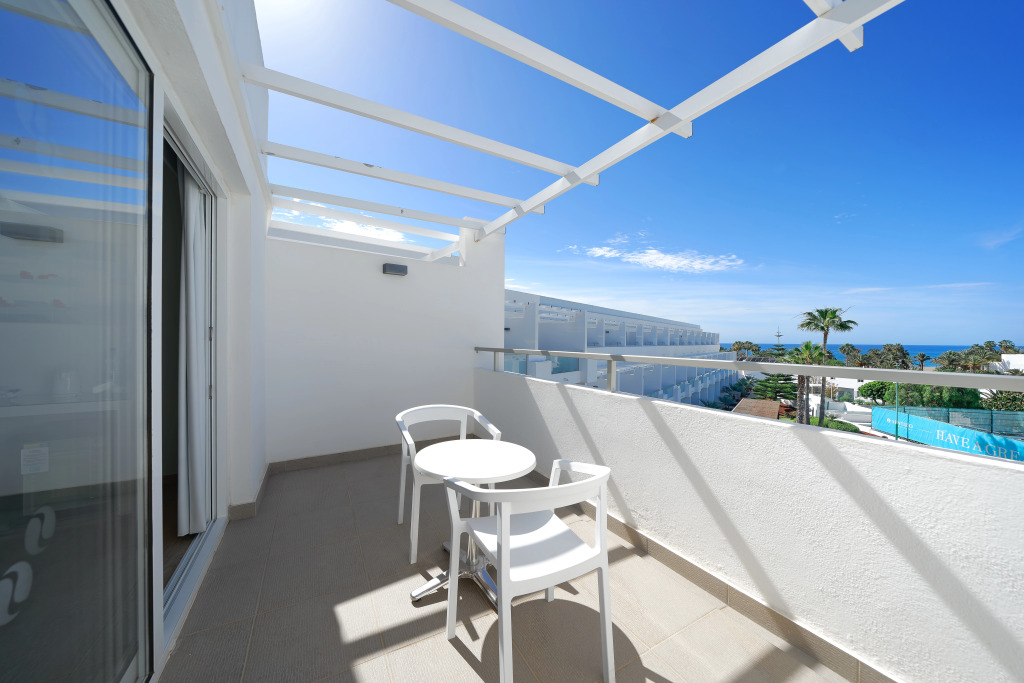 SENTIDO Aequora Lanzarote Suites