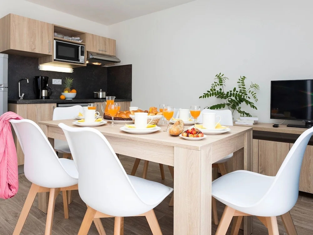 Beautiful house with dishwasher, on a special peninsula