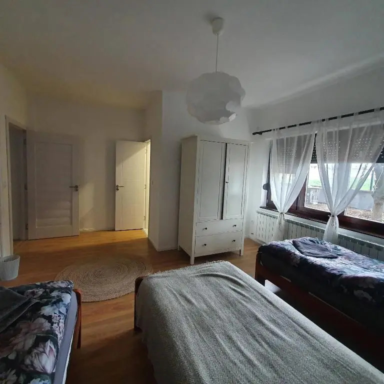 HostelChe Guest House Banovci