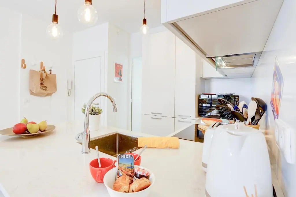 Lou C -CHARMANT APT, CLIM, WIFI, REFAIT A NEUF, 6PERS