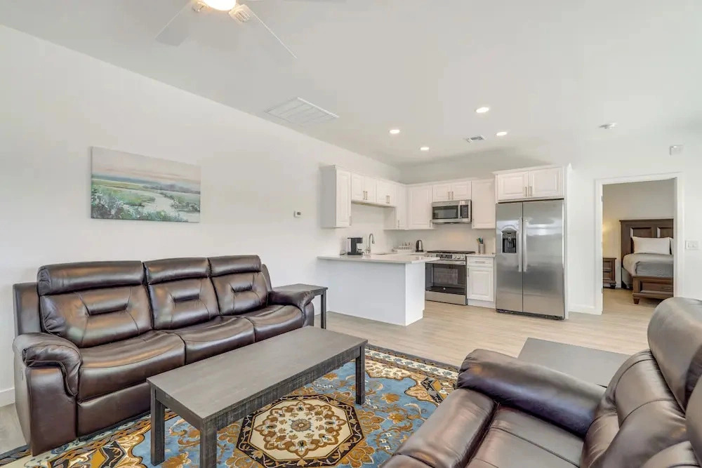 Easy Dtwn Access! Prime PHX Stay For Couples