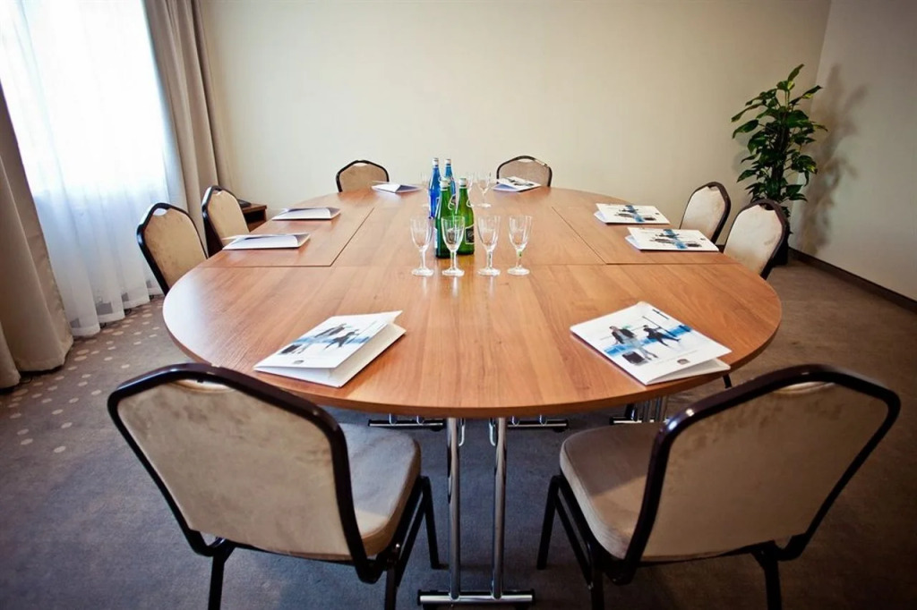 Hotel Mazovia Airport Modlin