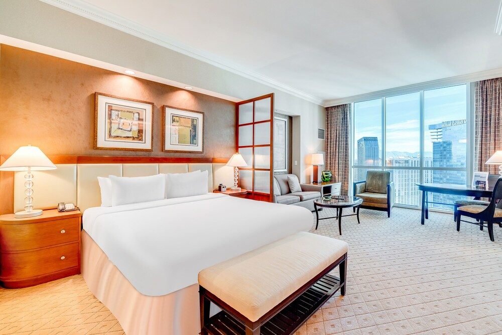 The Signature at MGM Grand - All Suites