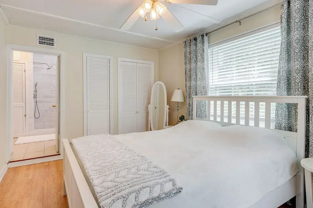 St. Marys Chic: Porch Living & Total Walkability!