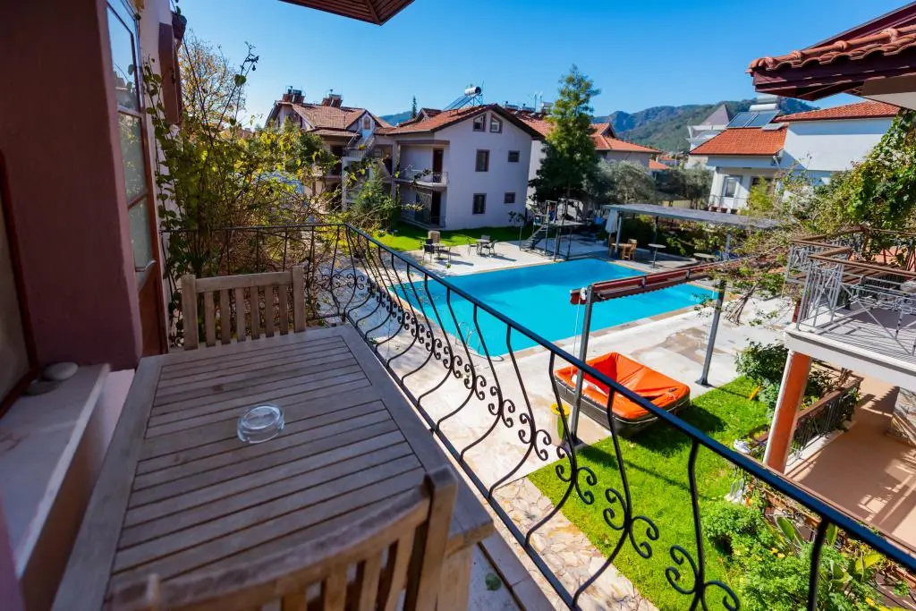 Vira Suites Hotel