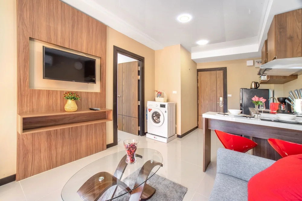 Naiharn Sea Condominium S203
