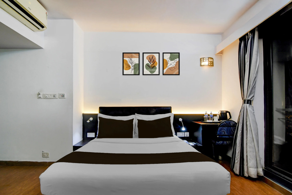 FabHotel Ballygunge Luxury - Behind Punjab Club