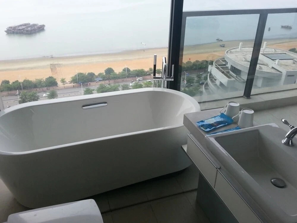 Beihai Beibu Gulf No.1 Jasmine Resort Hotel