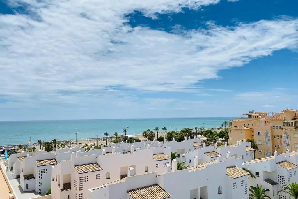 Soleado apartamento reformado 2 hab. en Playamar